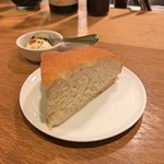 スガハラ - パン（フォカッチャ） + マスカルポーネ