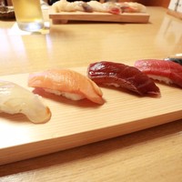 伊勢鮨 - 