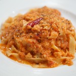 イタリアンバル UOKIN - 海鮮ラグーのトマトクリームフェットチーネ