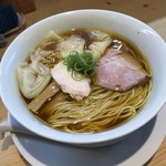 ラーメン リュウグウジョウ - わんたん鶏そば(900円)