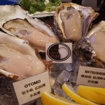 オイスター＆ワイン 牡蠣屋バル - 