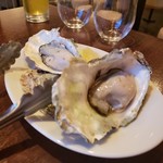 オイスター＆ワイン 牡蠣屋バル - 