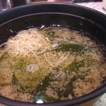 回転鮨 清次郎 - ワカメ汁