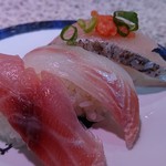 回転鮨 清次郎 - 白身三点盛り