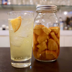 ルッカ - オレンジ漬け込みハイボール