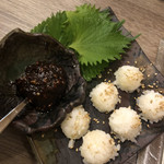 焼肉ホルモンたんど 安島店 - 付出し 300円税抜  1人2ケ