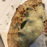 ラ ピッツァ ナポレターナ レガロ - 