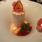 ラ ターブル ドゥ ジョエル・ロブション - ロリポップを割った完成形