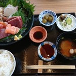 Tomofukumaru - 刺身定食