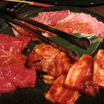 焼肉居酒家 韓の台所 - カルビ、薄切りカルビ、黒豚カルビ、鶏カルビ：超まんぷくランチ