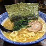 豚骨醤油 蕾 - ラーメン 豚めし