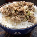 豚骨醤油 蕾 - ラーメン 豚めし