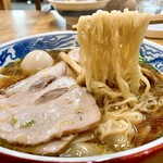 とら食堂 - 自家製 手打ち麺