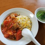 李園 - 牛トマト炒飯＆スープ