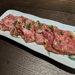 おにく亭 - カルビ