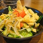 Sumibi Yakitori Zenchan - サラダ！とんがりコーン入っとる！