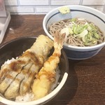 Sobadokoro Oohashiya - 天丼セット