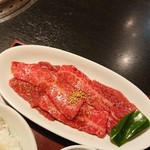 焼肉 しんうち 神楽坂 - 