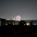 ナガタ店 - 遠くで足利花火がパンパンパン！