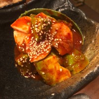 牛屋 銀兵衛 銀座本店 - アボガドキムチ