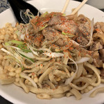 野菜みそラーメン 鬼首 - 一味とブラックペッパーで締める