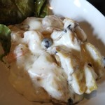 和楽 - エビマヨ。大きなジャガイモが隠れてるよ。