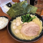 横浜家系ラーメン 孝太郎 - 塩豚骨ラーメン+うずら