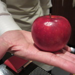 レストラン バカール - クレープ・オ・ポム(りんごのクレープ)4　-りんご-