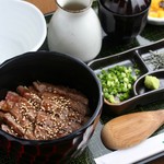 お肉の専門店 スギモト - メイン写真: