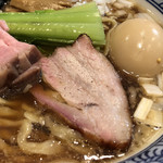 麺処ほん田 - バラ吊し焼きチャーシュー