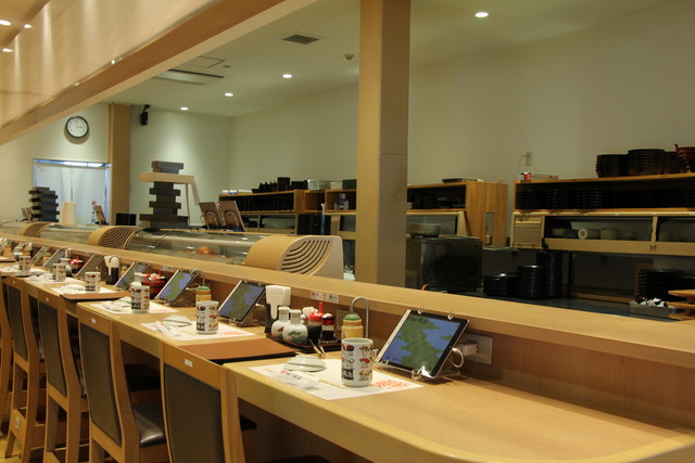 うまい鮨勘 ゆとろぎ 泉店 （うまいすしかん） 八乙女/回転寿司 [食べログ]