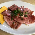 Sumibi Yakiniku Gyuurakuen - 