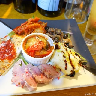 ワインバル・ヤ リブリン_0