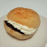 セシュエット - 北海道十勝産小豆と瀬戸の塩を使った塩あんこと生クリーム、甘じょっぱさにハマる、塩あんクリーム248円