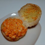 セシュエット - 旨味が濃厚な黄身とマスタードの風味、ふわふわ＆もちもち優しい甘味のフォカッチャがマッチ