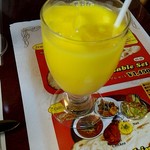 NAINA - マンゴーラッシー