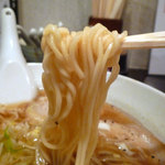 らーめん志士 - 2012年1月　麺は中細麺ストレートです