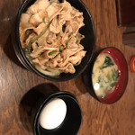 伝説のすた丼屋 - 