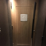 ラチュレ - 店舗入り口