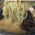 めんきち - 熊本ラーメンの王道たる麺