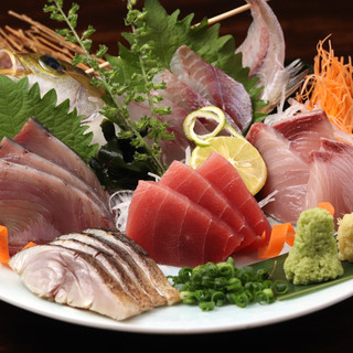 Sashimi, fried, grilled... whatever you want ◎ Delicious fish dishes all in one go!