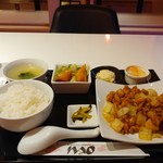 中華ダイニングNAO - 週替わりランチ　850円(税込)。