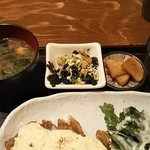 九州料理居酒屋 神屋流 博多道場 - 味噌汁、小鉢、香の物 ♪