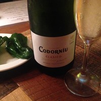 カルネジーオ イースト - 