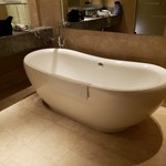 MARINA BAY SANDS - 風呂広い