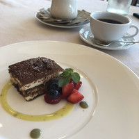 レオーネ・マルチアーノ - 