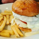 ムースヒルズバーガー - 