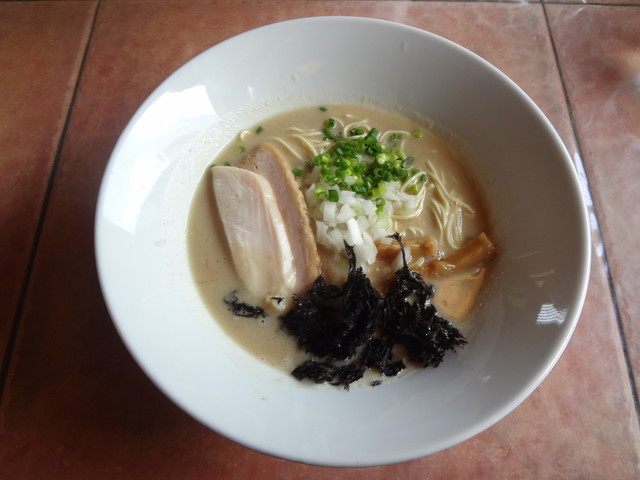 めんめん Never mind the XU / Chikashitsu+｜【Chikashitsu +】straight