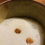 modest - 泡で軽い仕上がり。