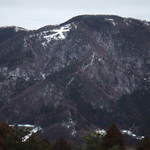 箱根　弓庵 - 露天風呂からの風景、山肌に“大”の字が見えます。